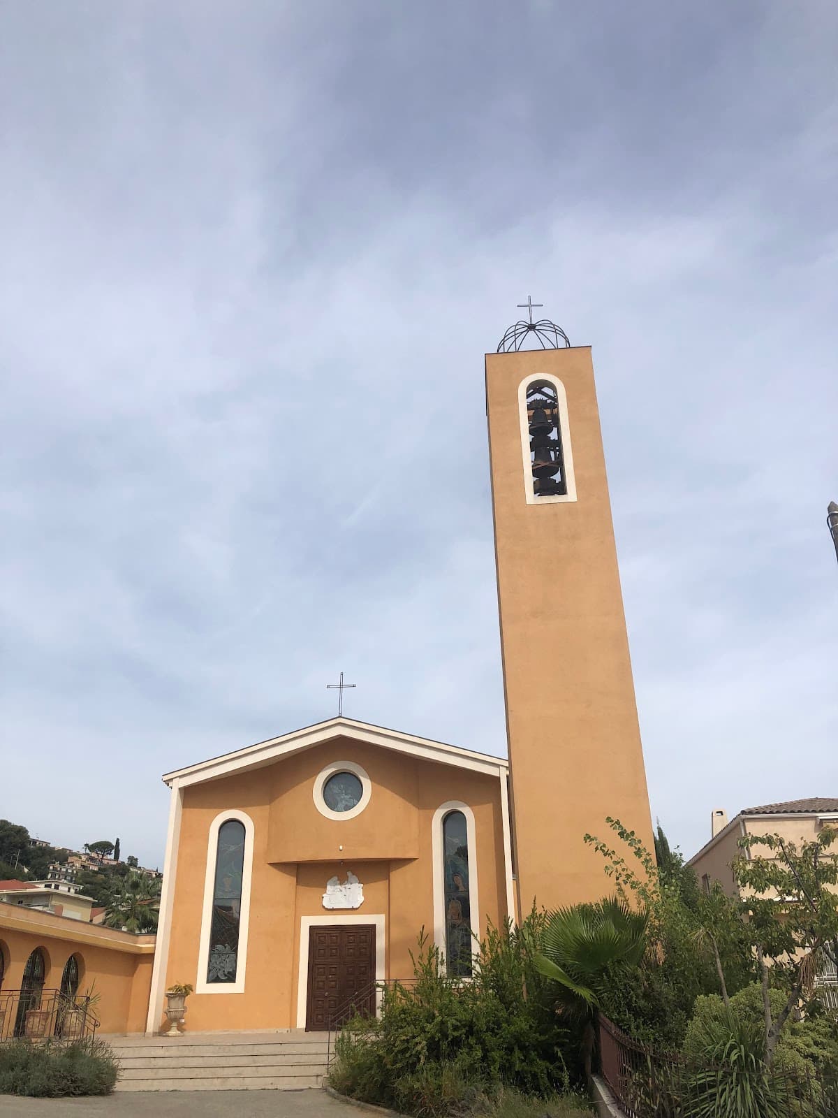 Église Saint-Joseph (Saint-Laurent-du-Var) - Image 1