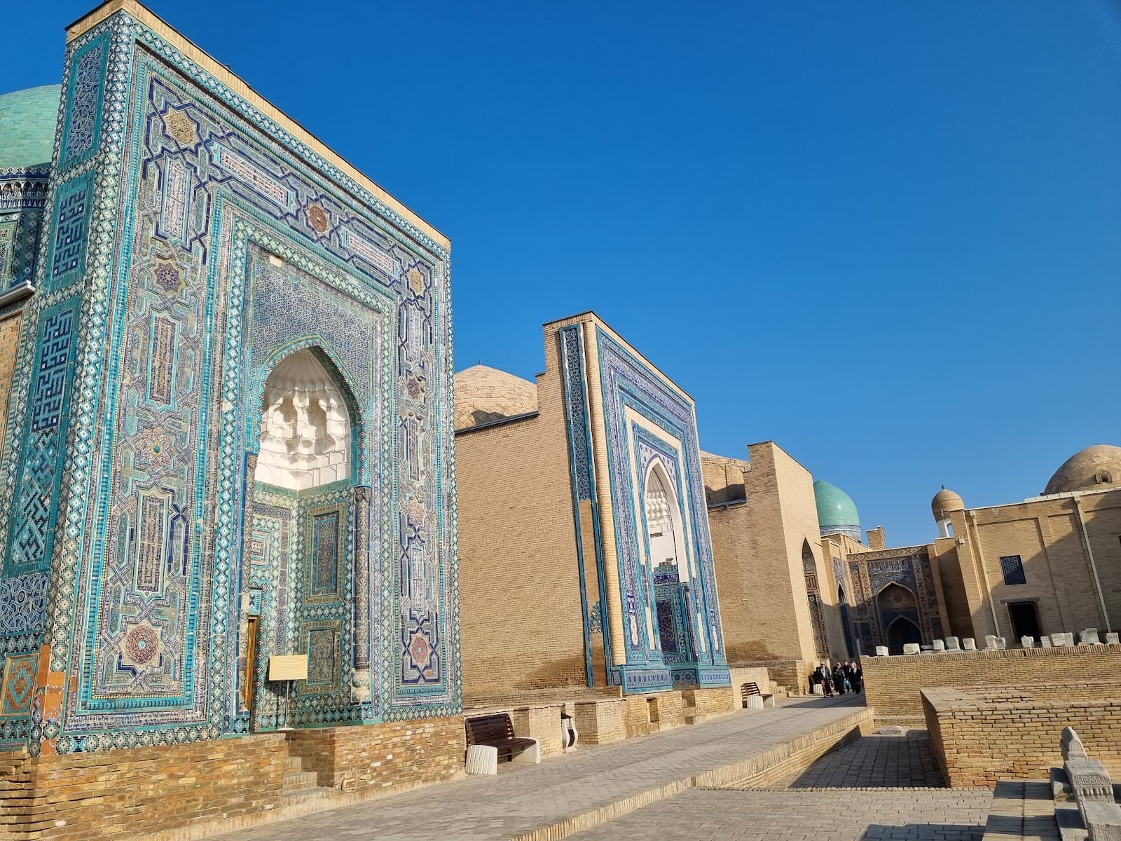 Shakhi-Zinda Samarkand - Image 1