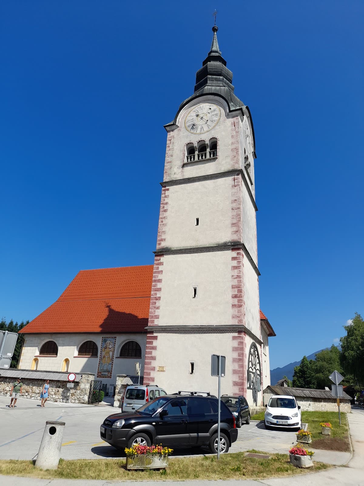 Church of the Assumption, Lesce - Image 1