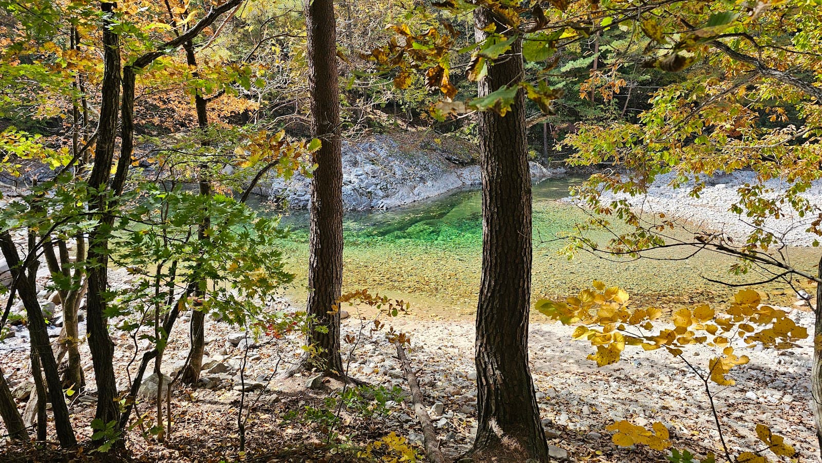 Baekdam Valley - Image 1