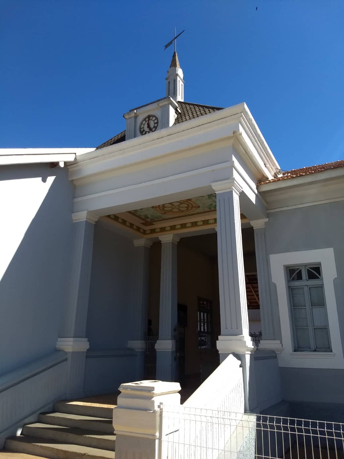 Vertical photo