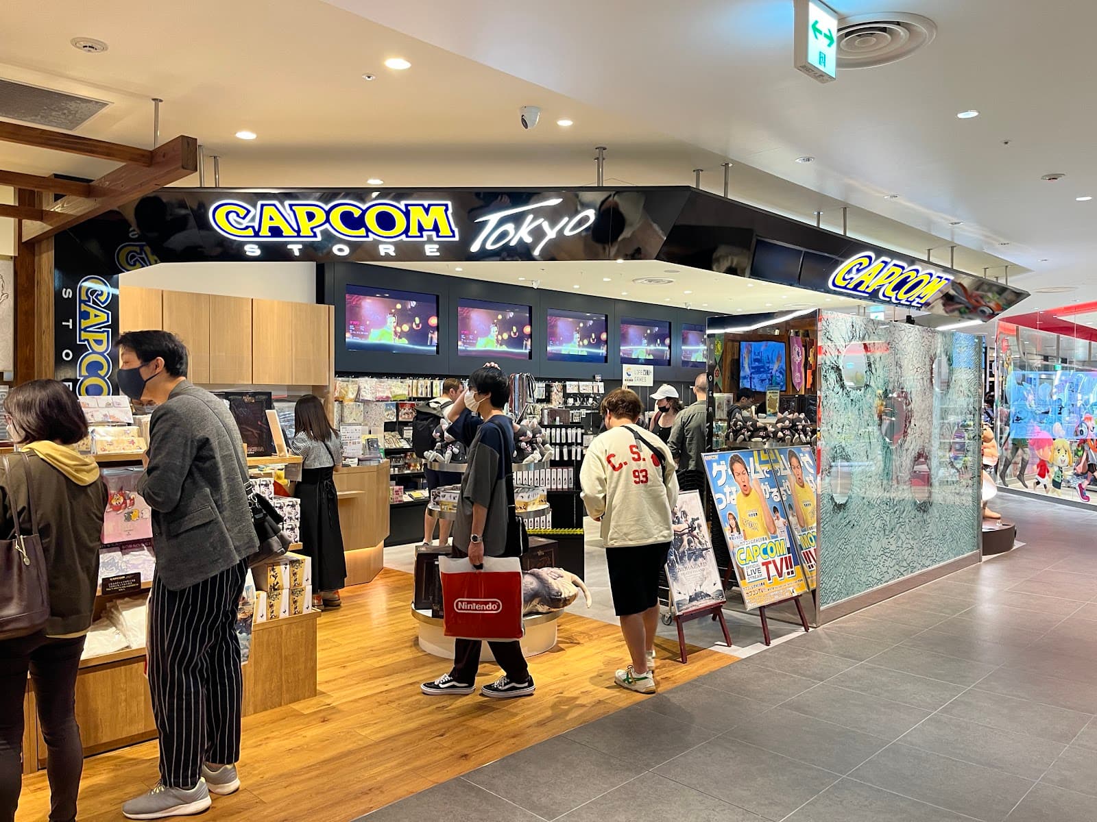 Capcom Store Tokyo - Image 1