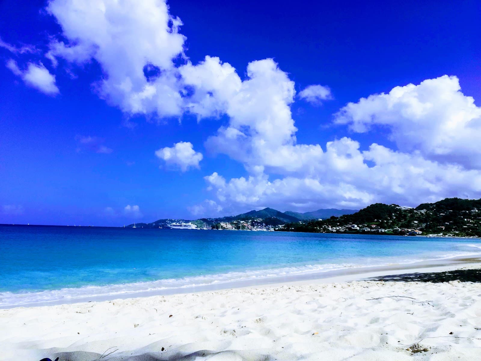 Grand Mal Beach - Image 1