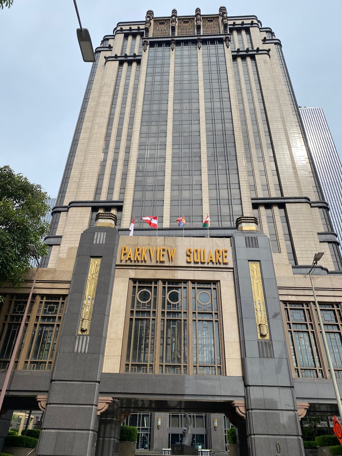 Parkview Square Singapore - Image 1