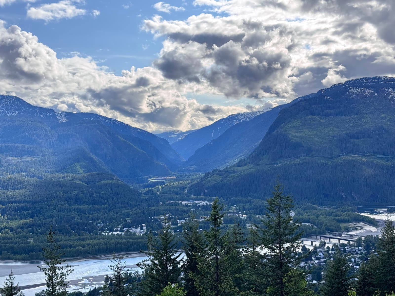 Revelstoke Viewpoint Revelstoke British Columbia - Image 1