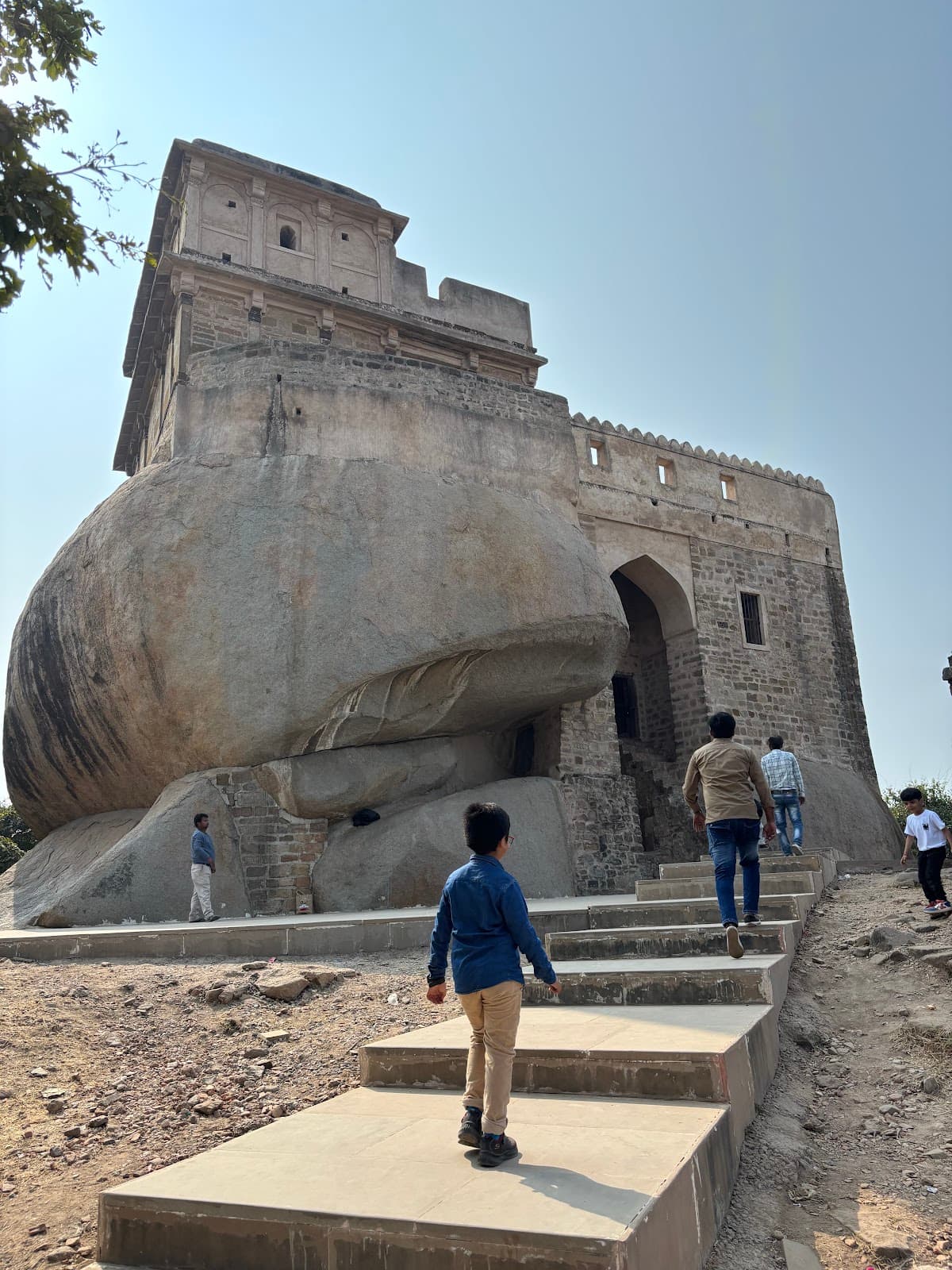 Madan Mahal Fort - Image 1