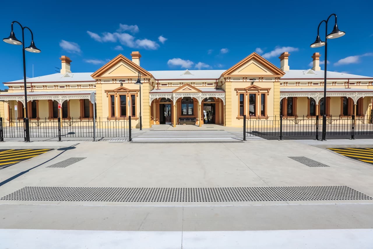 Wagga Wagga Railway Station - Image 1