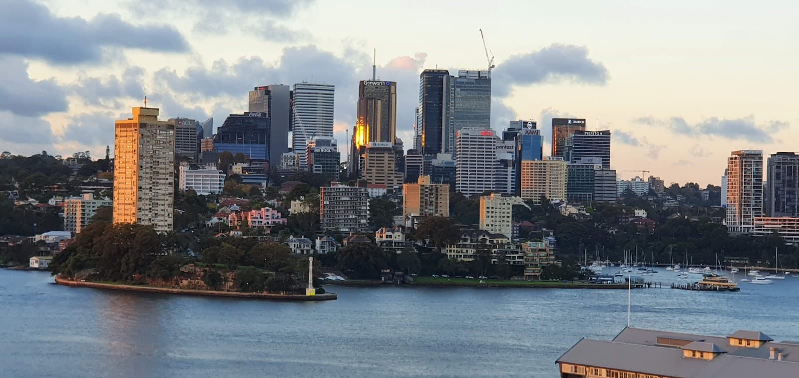 McMahons Point - Image 1