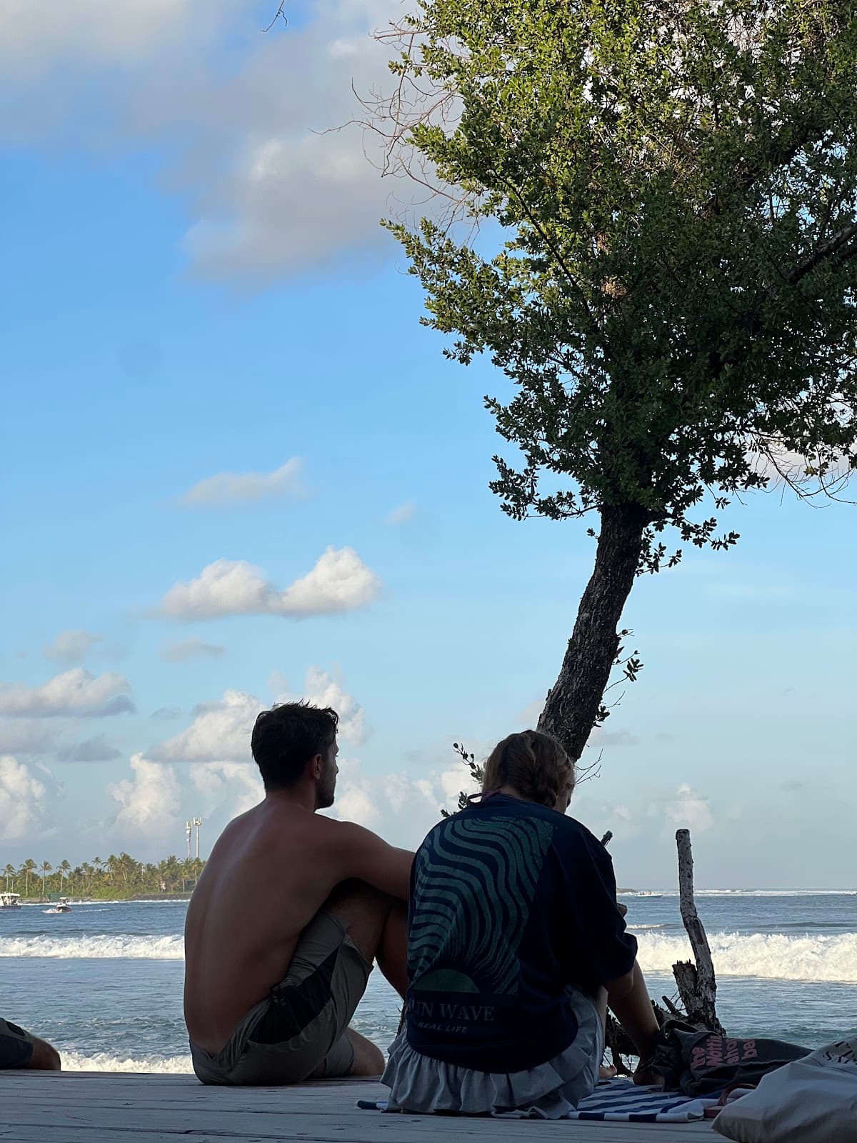 Cokes Surf Break - Image 1