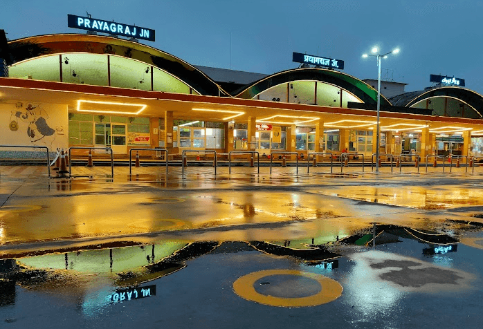 Prayagraj Junction - Image 1