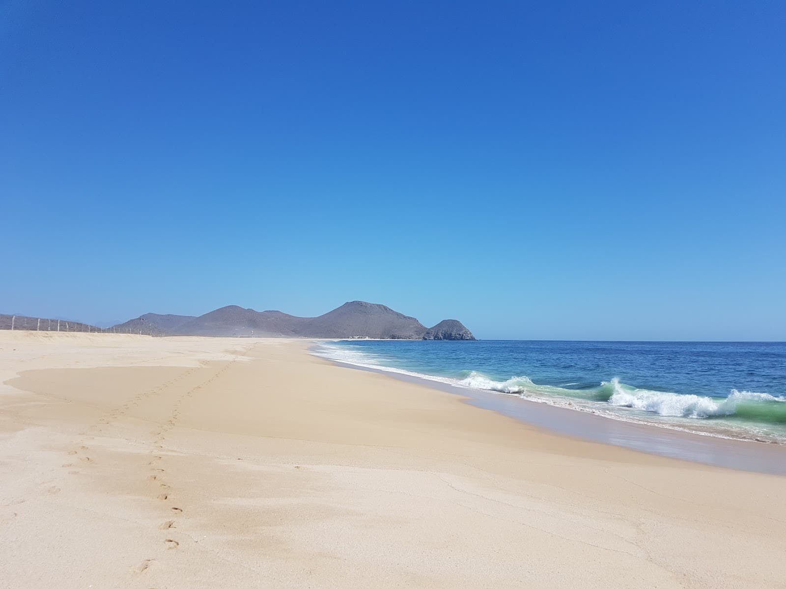 Playa La Cachora Todos Santos - Image 1
