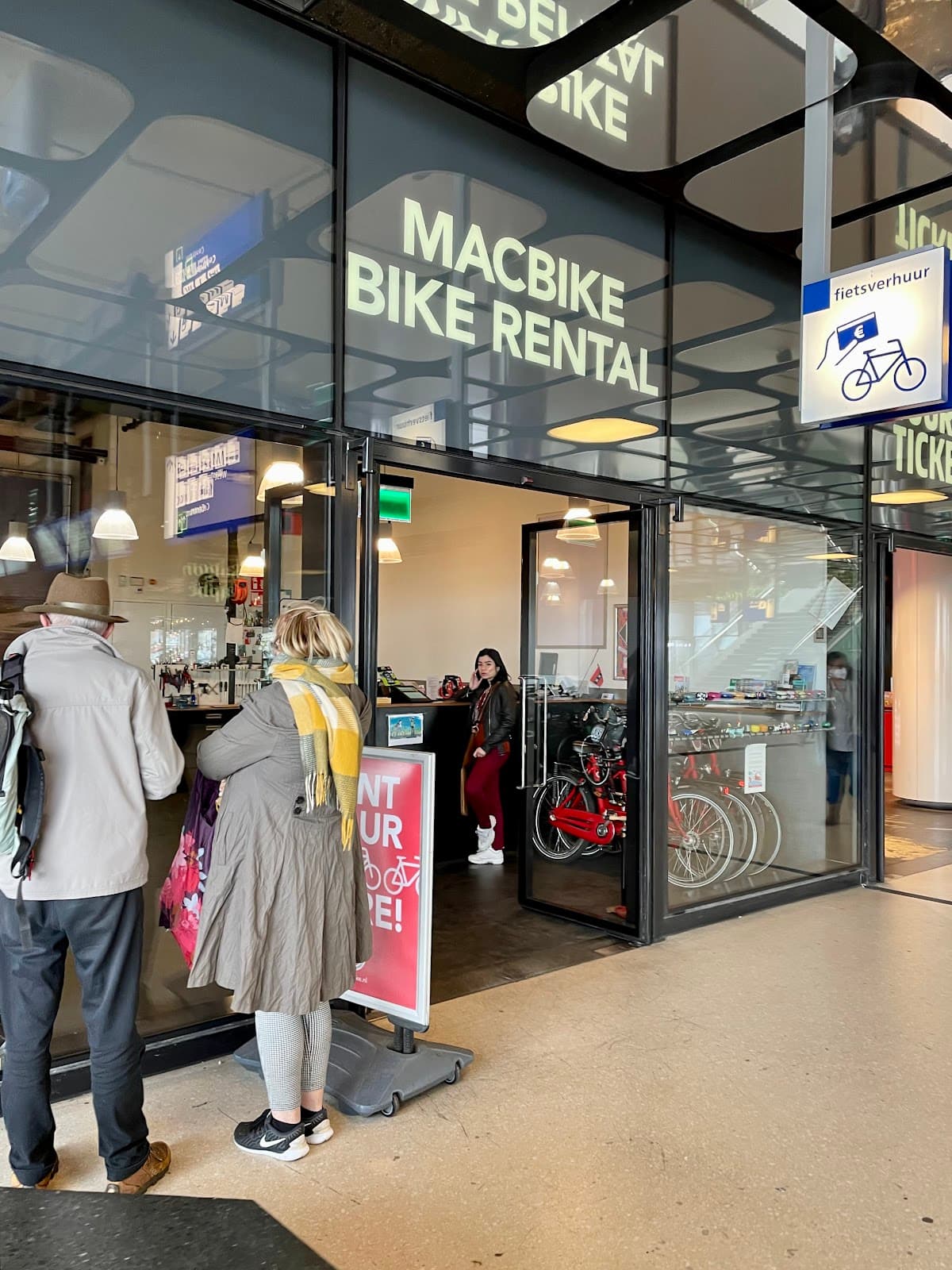 MacBike Central Station Amsterdam - Image 1