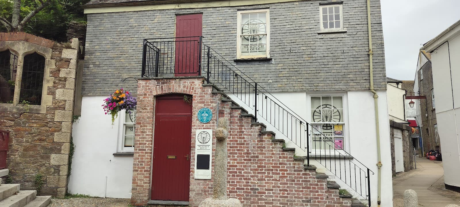 Murdoch House - Image 1