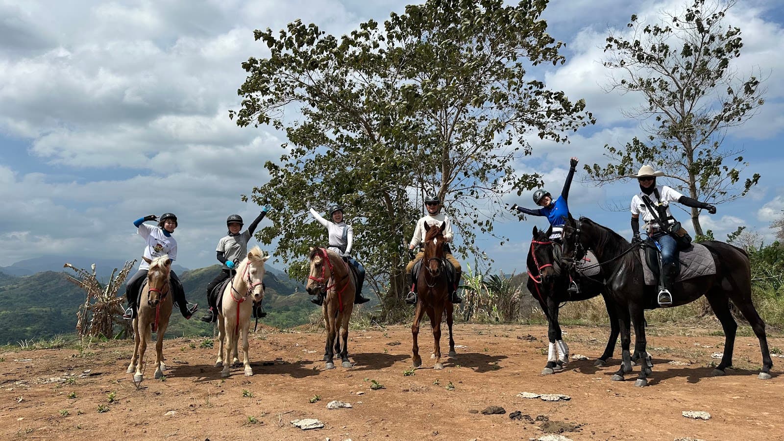 El Kabayo Riding Stables - Image 1