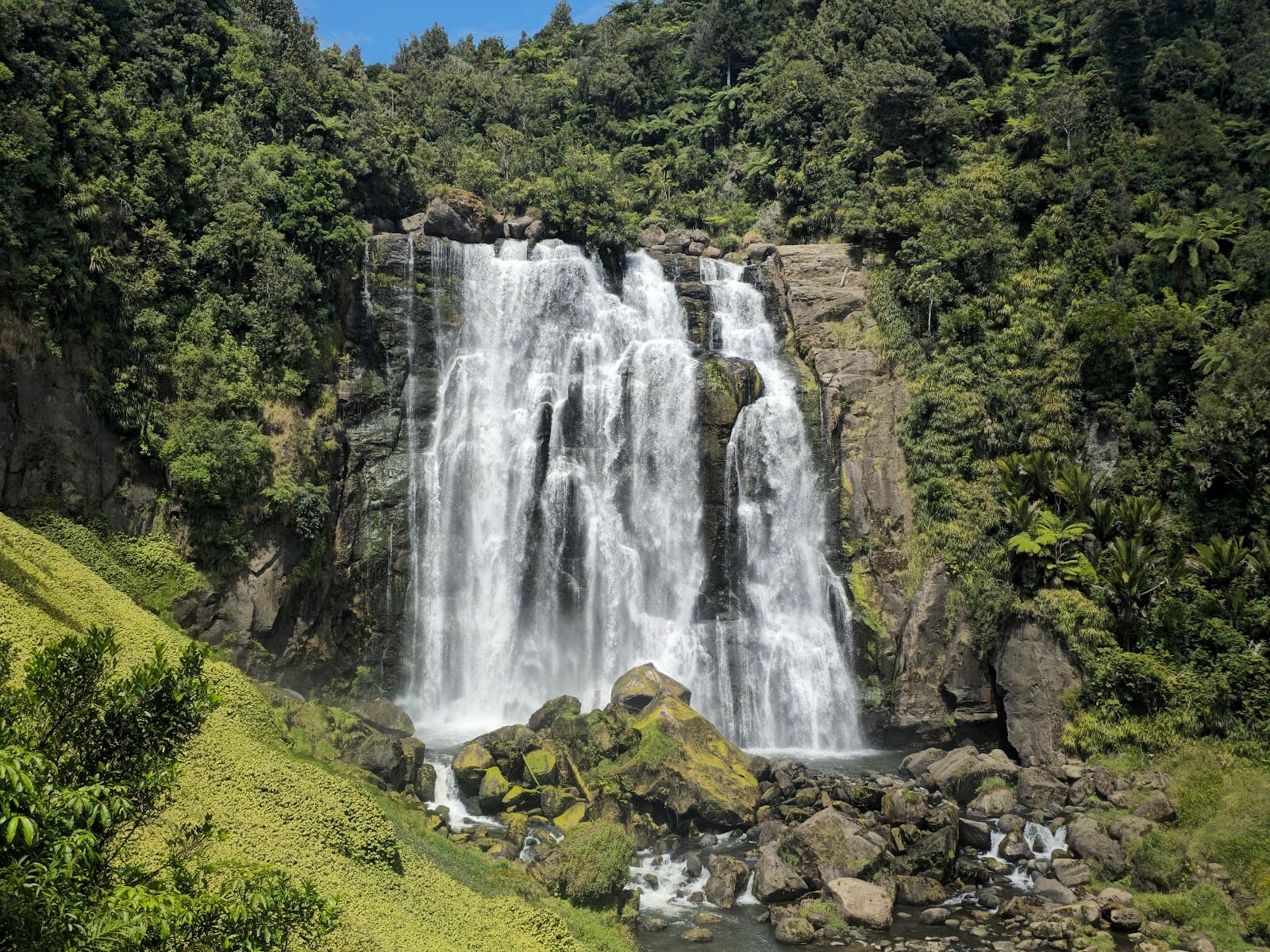 Marokopa Falls - Image 1