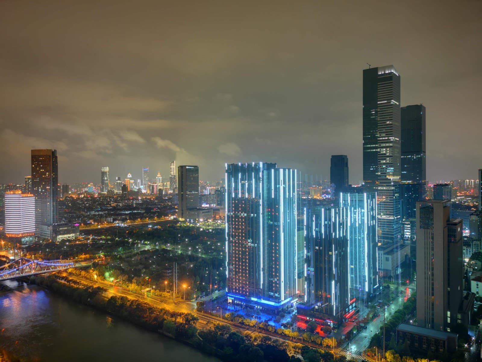 Lake Tai Square Wuxi - Image 1