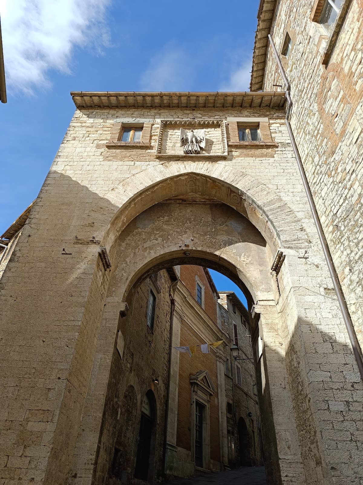 Porta Catena - Image 1