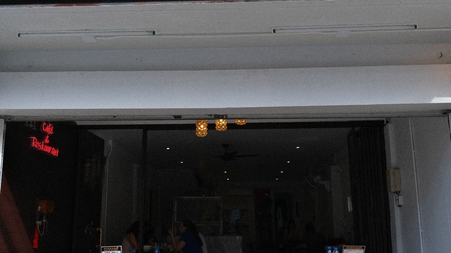 1000009 Thai Noodle Restaurant - Image 1