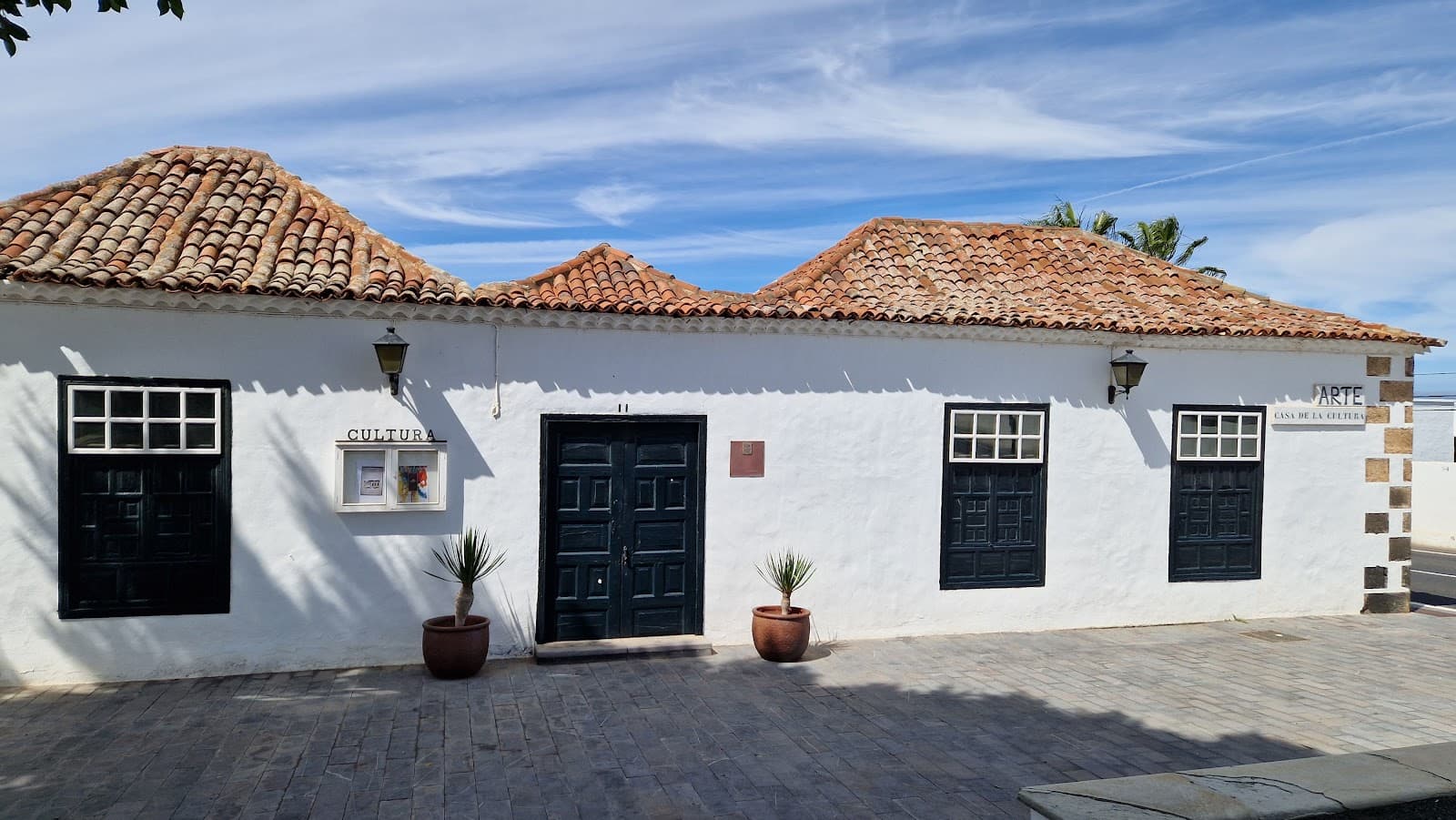 Casa de la Cultura Benito Pérez Armas Yaiza - Image 1