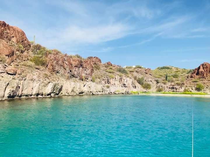 Honeymoon Cove (Isla Danzante) - Image 1