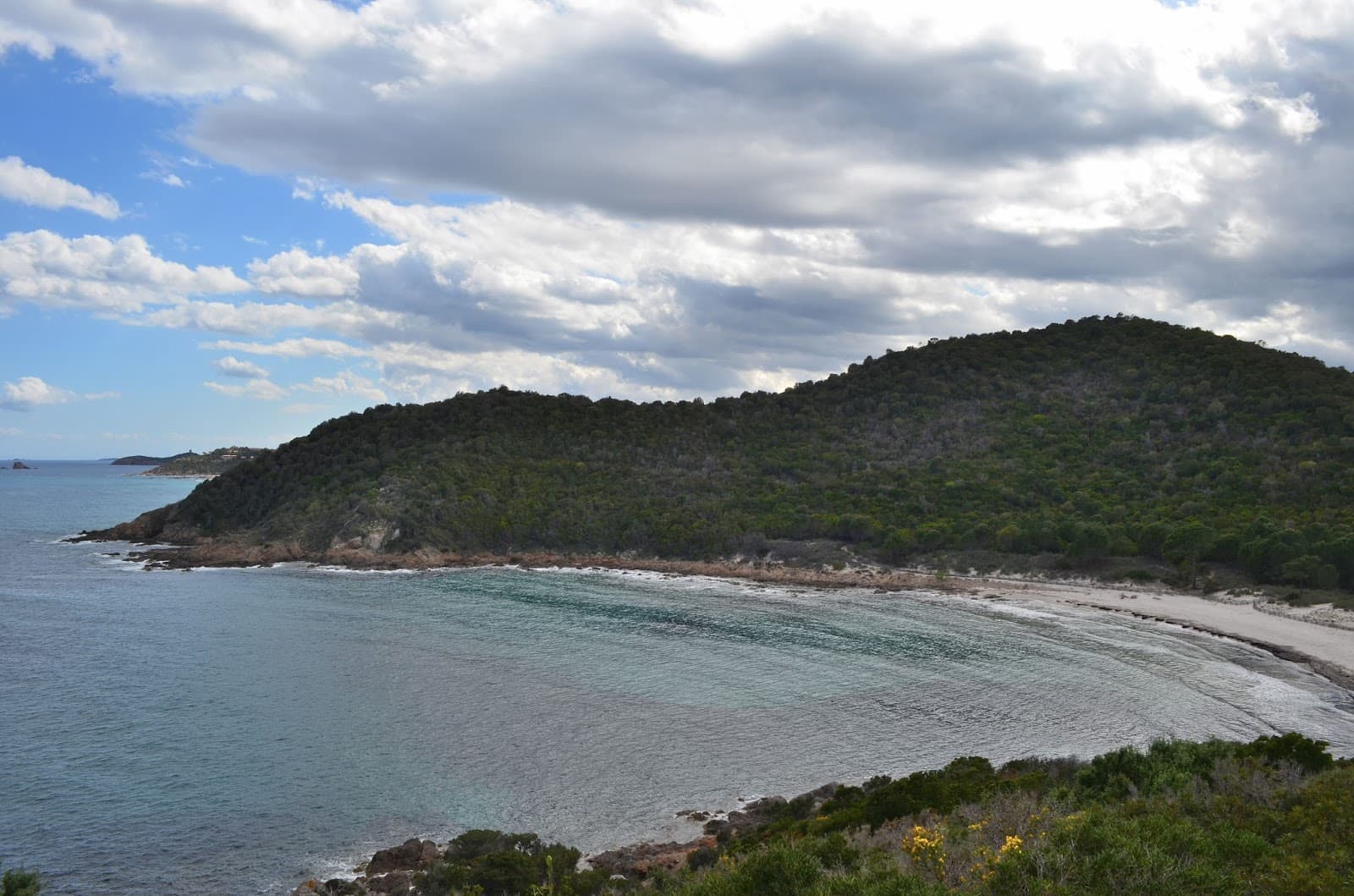 Plage de Fautea - Image 1