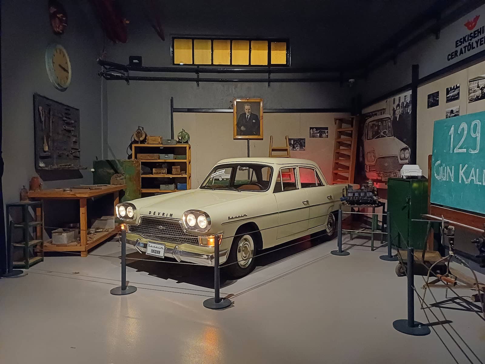 Retro Vibes & Graffiti