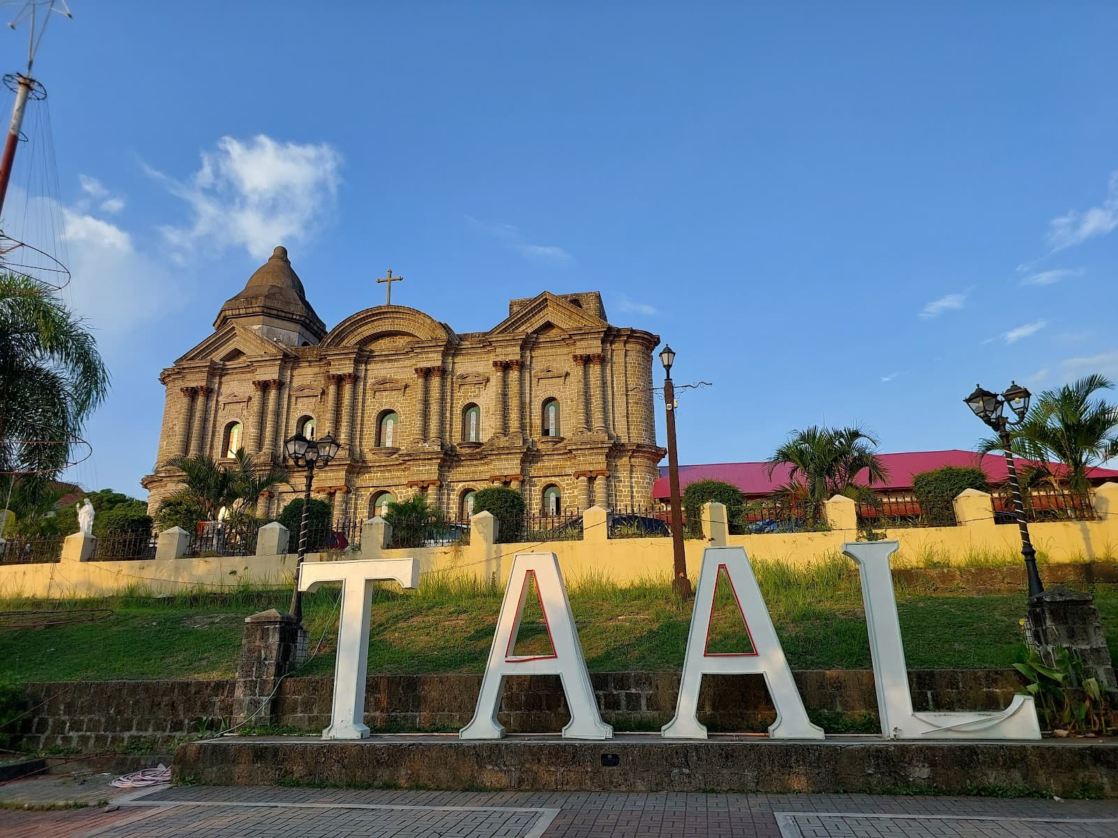 Taal Basilica - Image 1