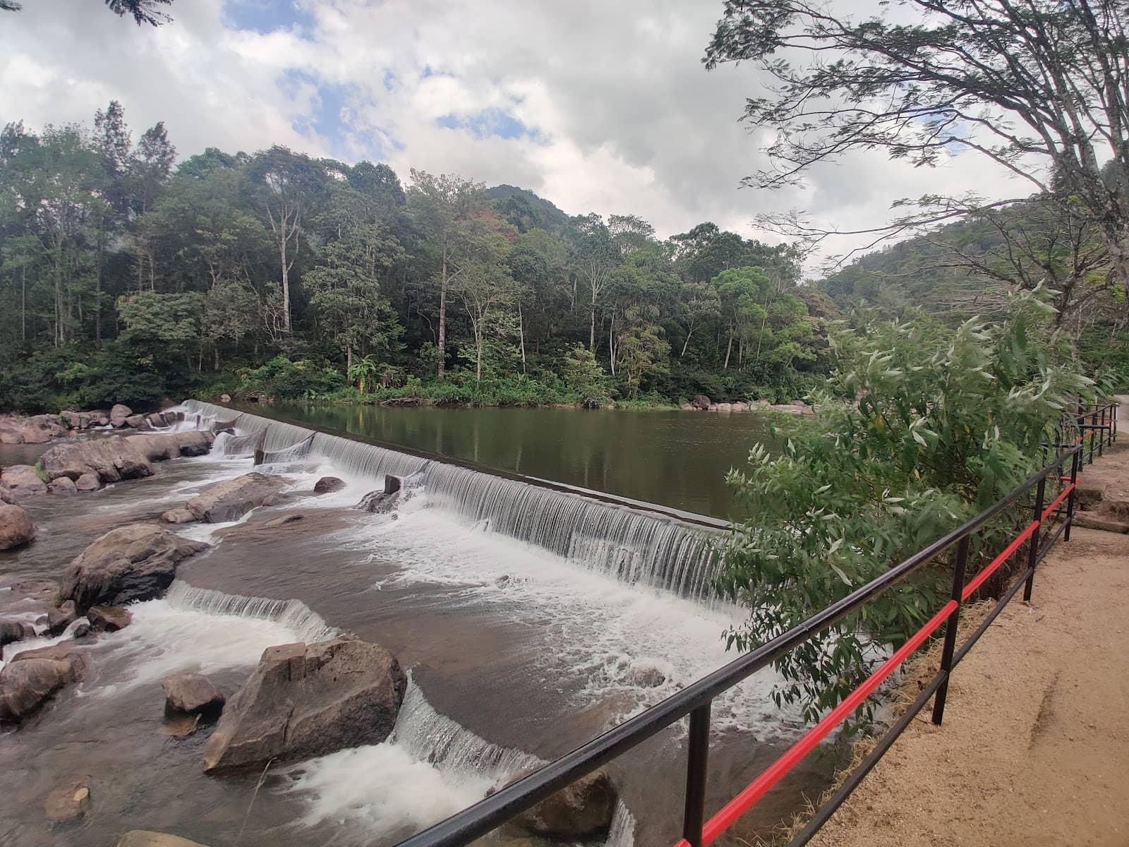 Mini Falls & Bridges