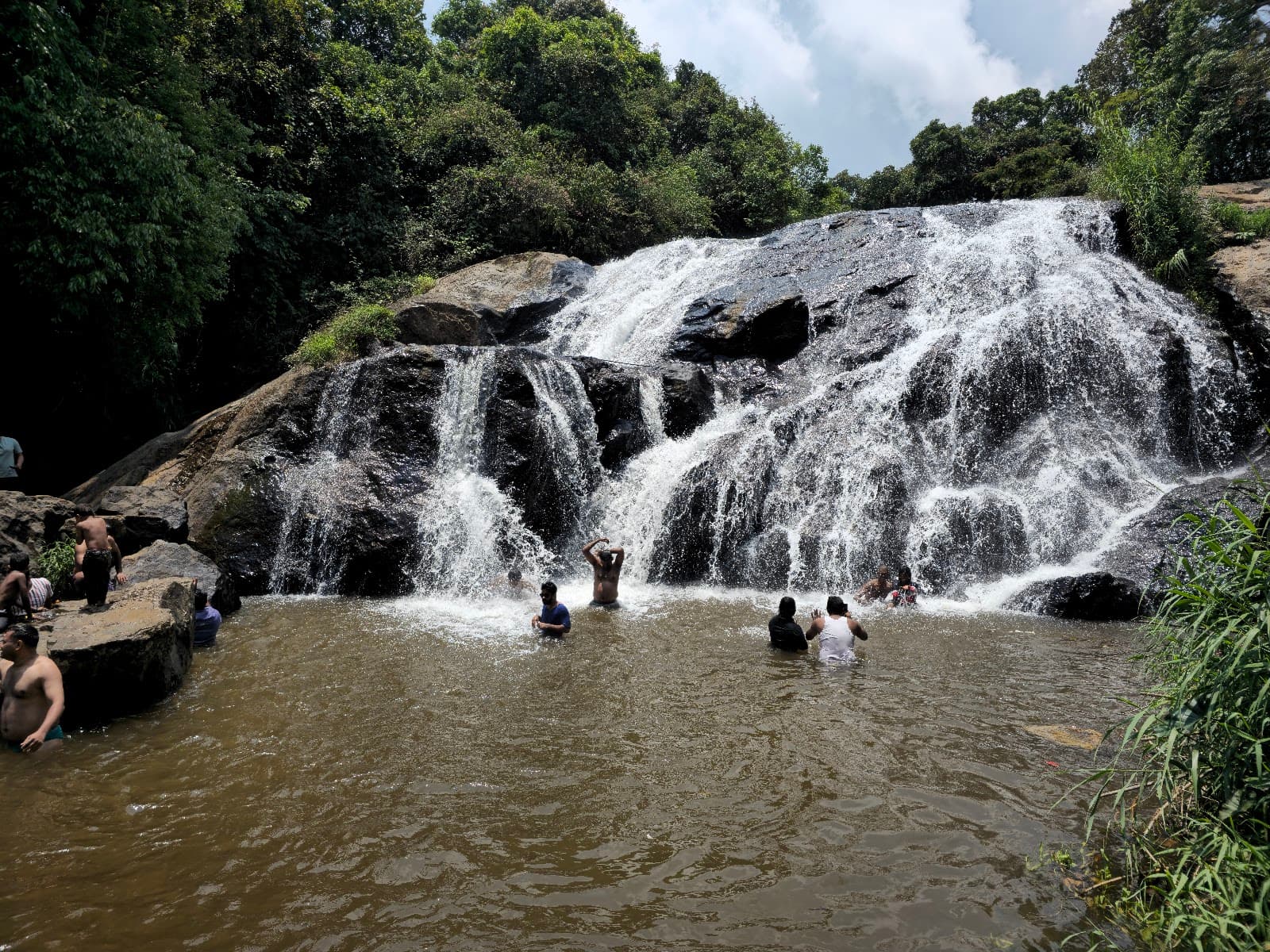 Catherine Falls Viewpoint Coonoor - Image 1