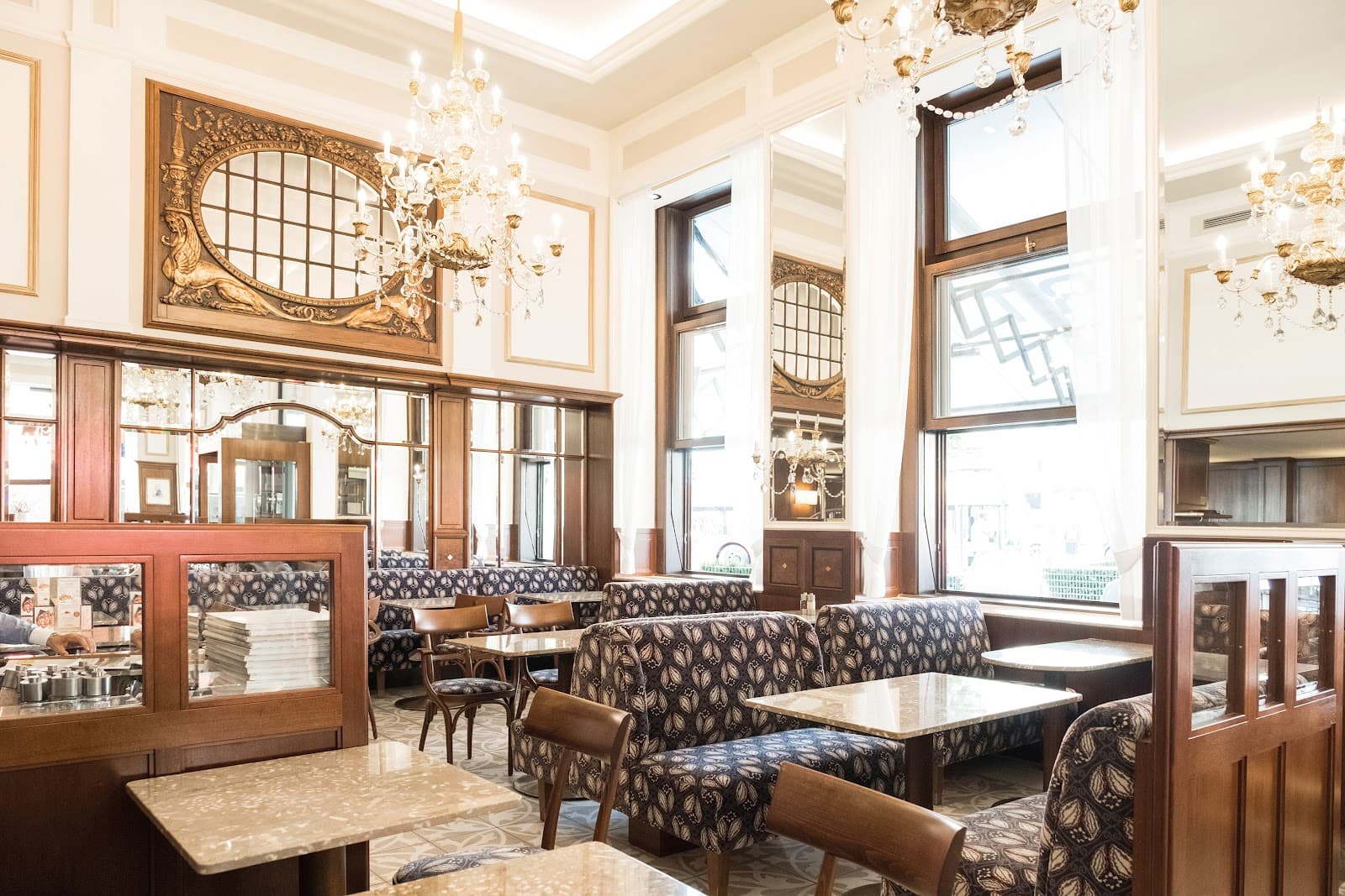 Café Mozart - Image 1