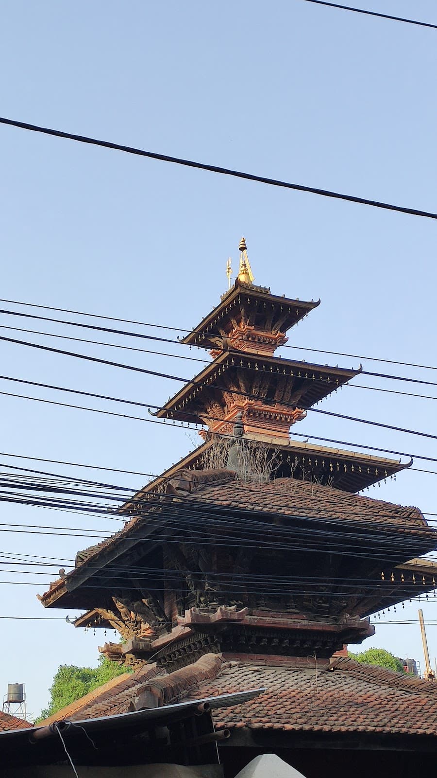 Kumbeshwar Temple - Image 1