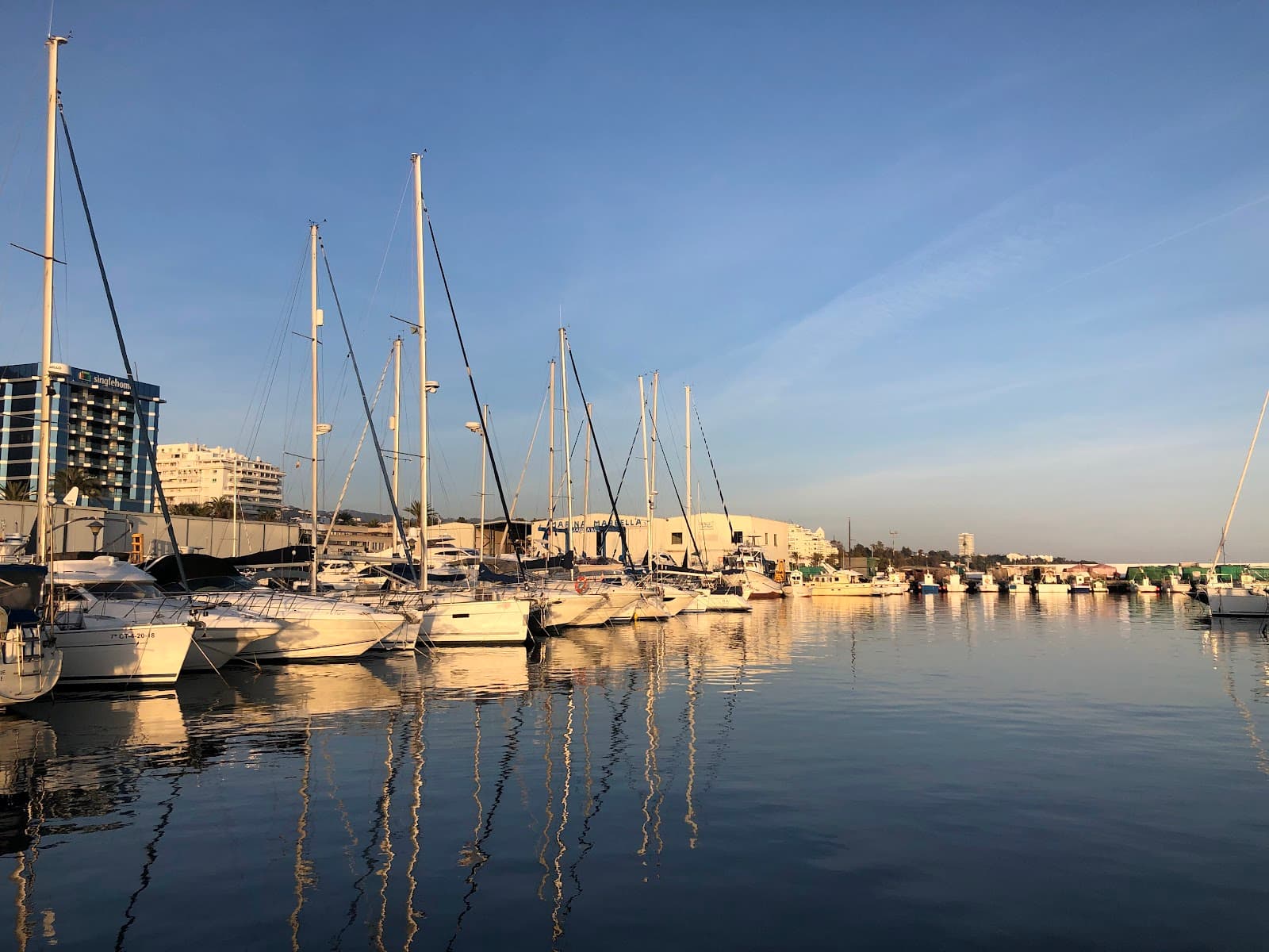Puerto de la Bajadilla Fishing Port - Image 1