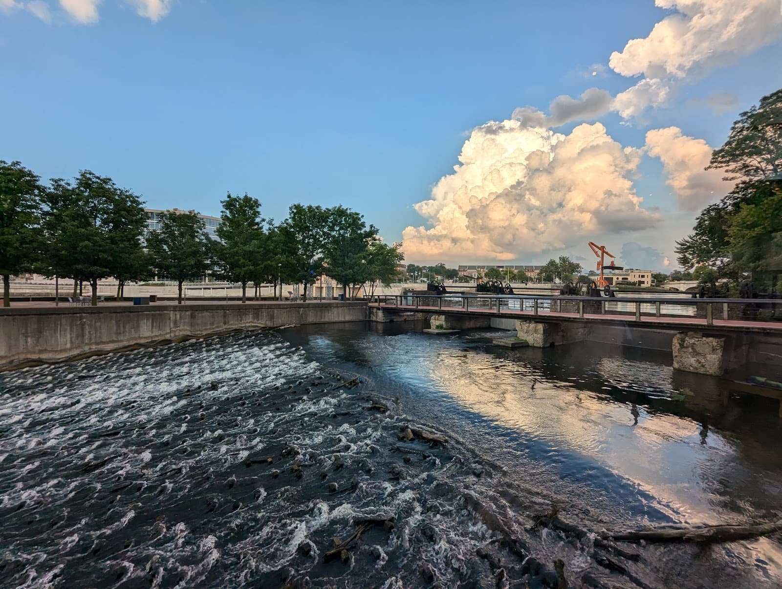 Century Center & Island Park - Image 1