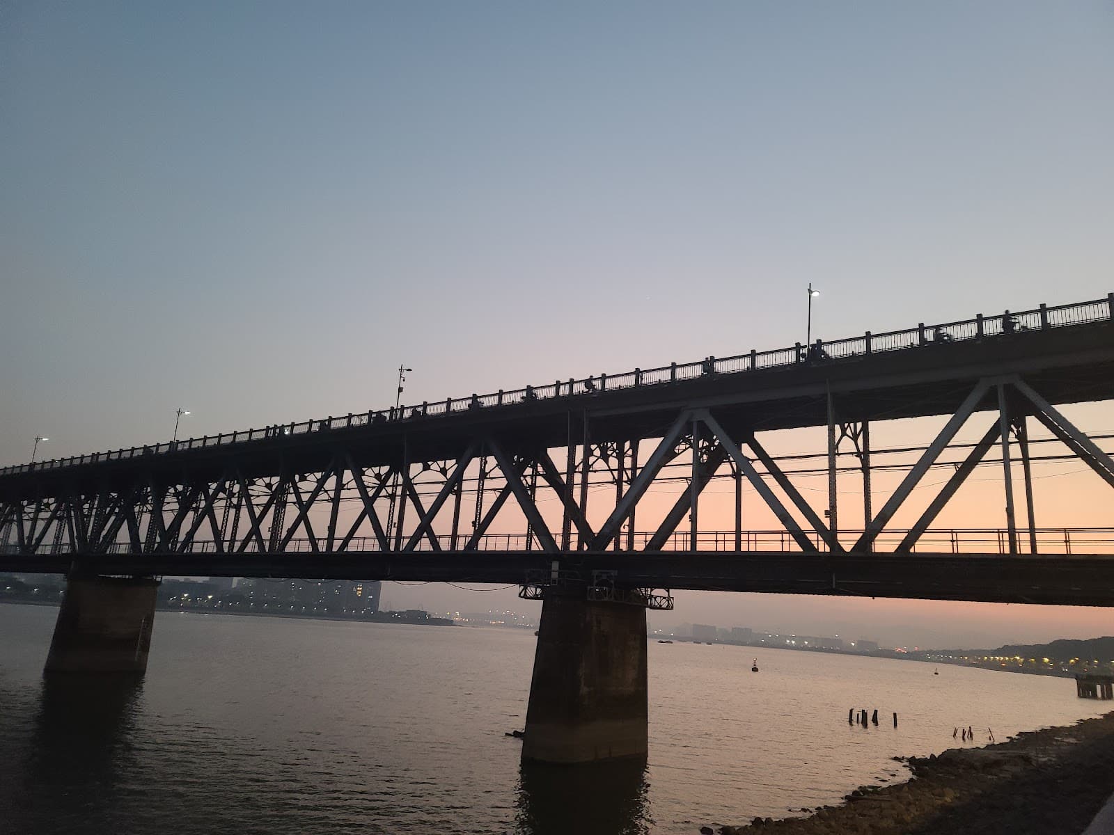 Qiantang River Bridge - Image 1