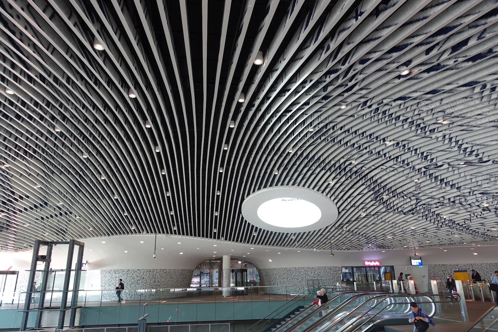 Delft Station - Image 1