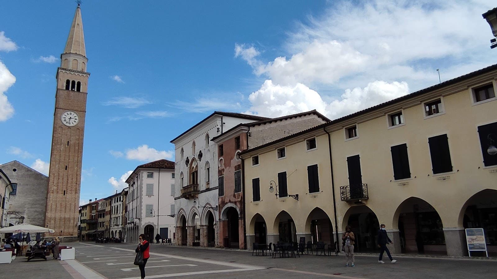 San Vito al Tagliamento (Castle & Centro) - Image 1