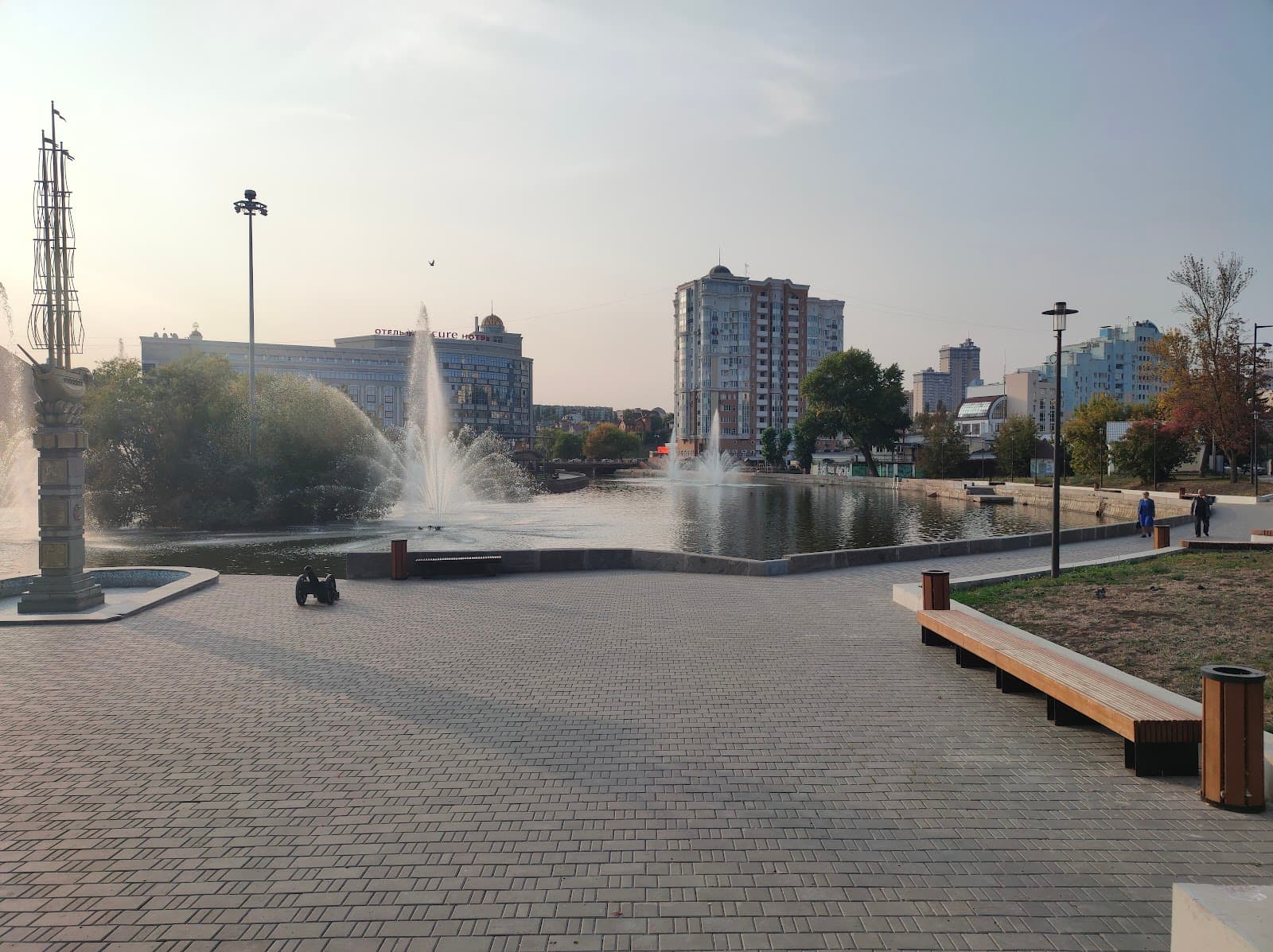Teatralnaya Square - Image 1