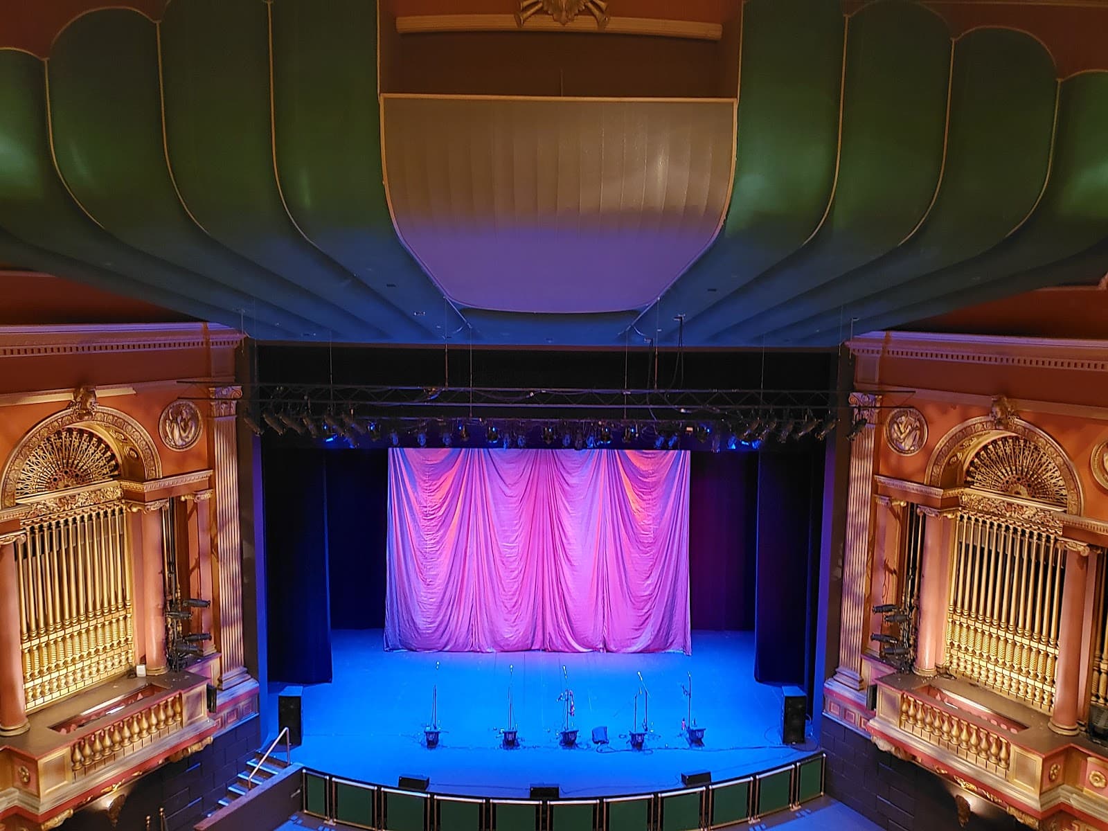 Stevens Center - Image 1