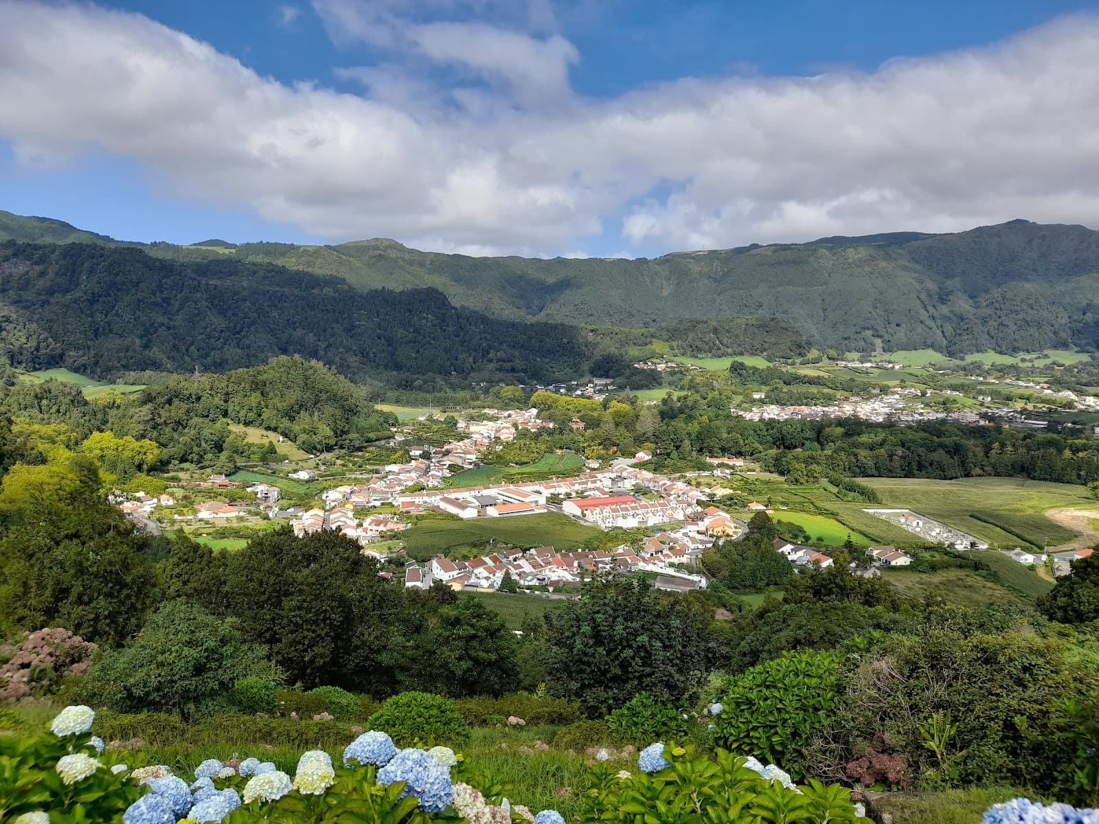 Miradouro do Lombo dos Milhos - Image 1
