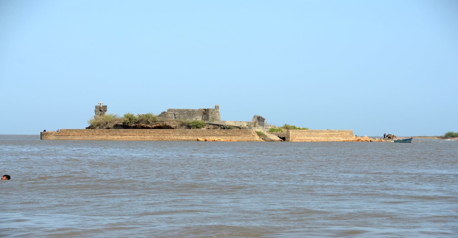 Simbor Sea Fort St. Anthony's - Image 1