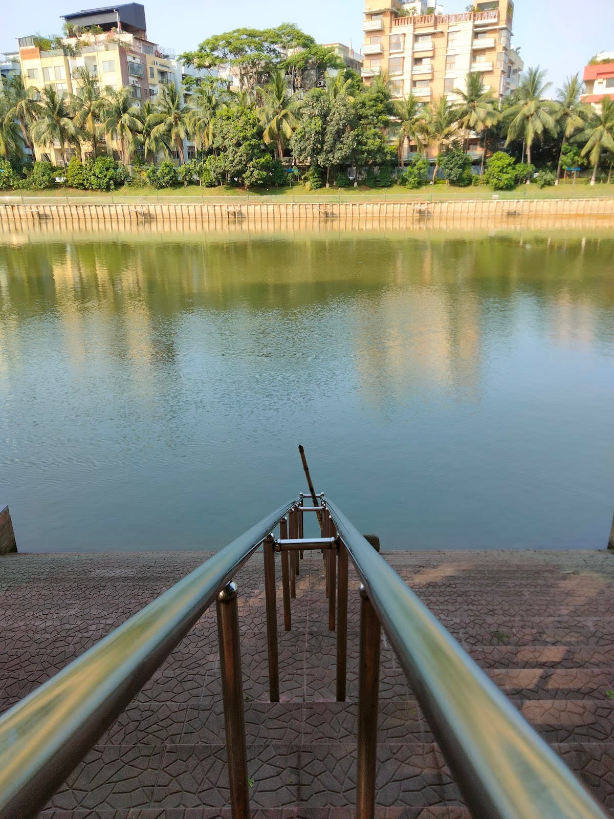 Baridhara DOHS Lake Park - Image 1