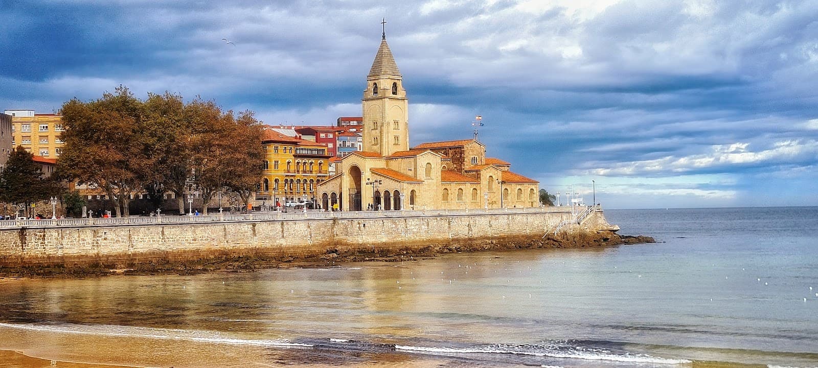 Gijón - Image 1