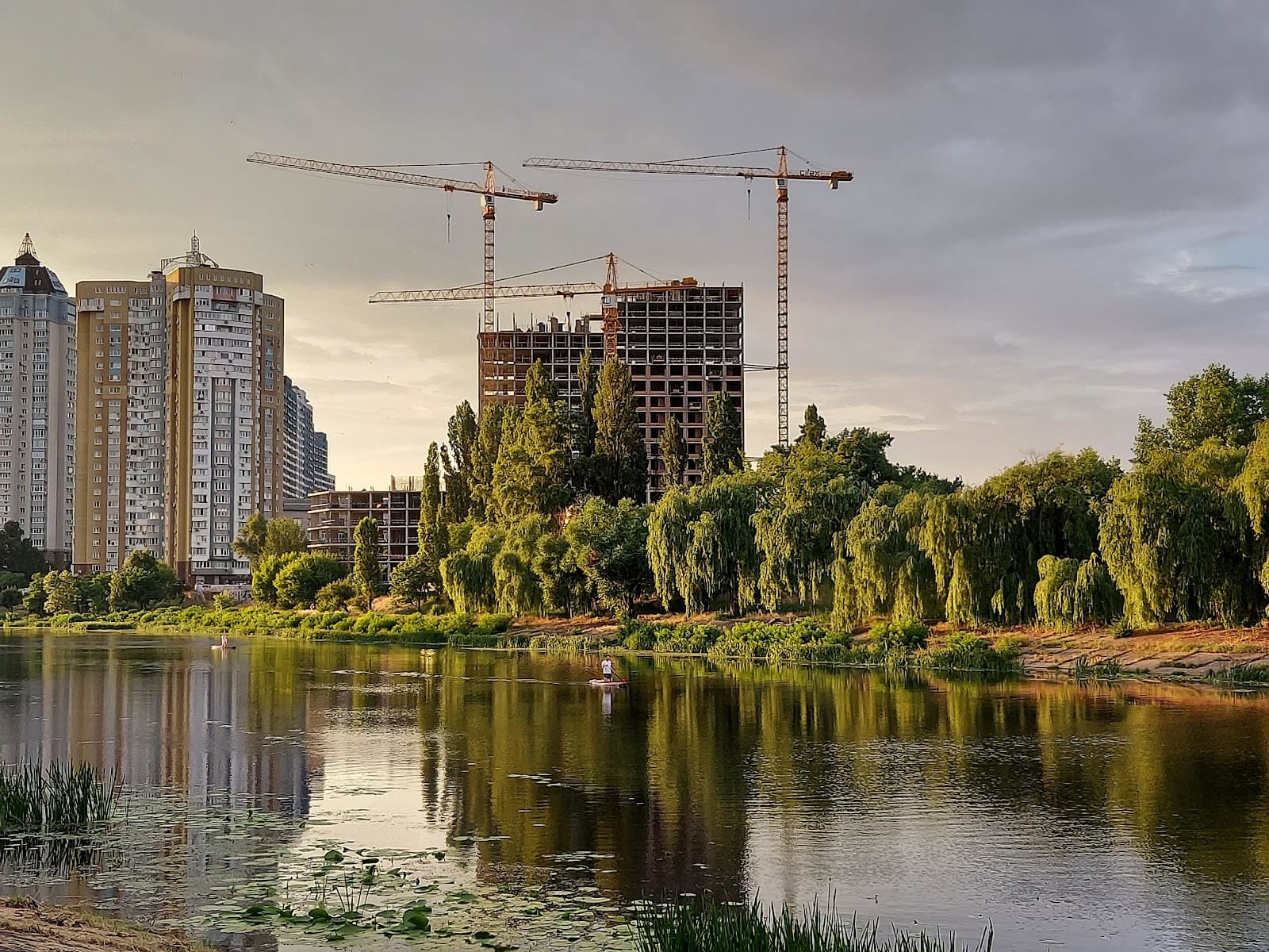 Rusanivka Embankment - Image 1