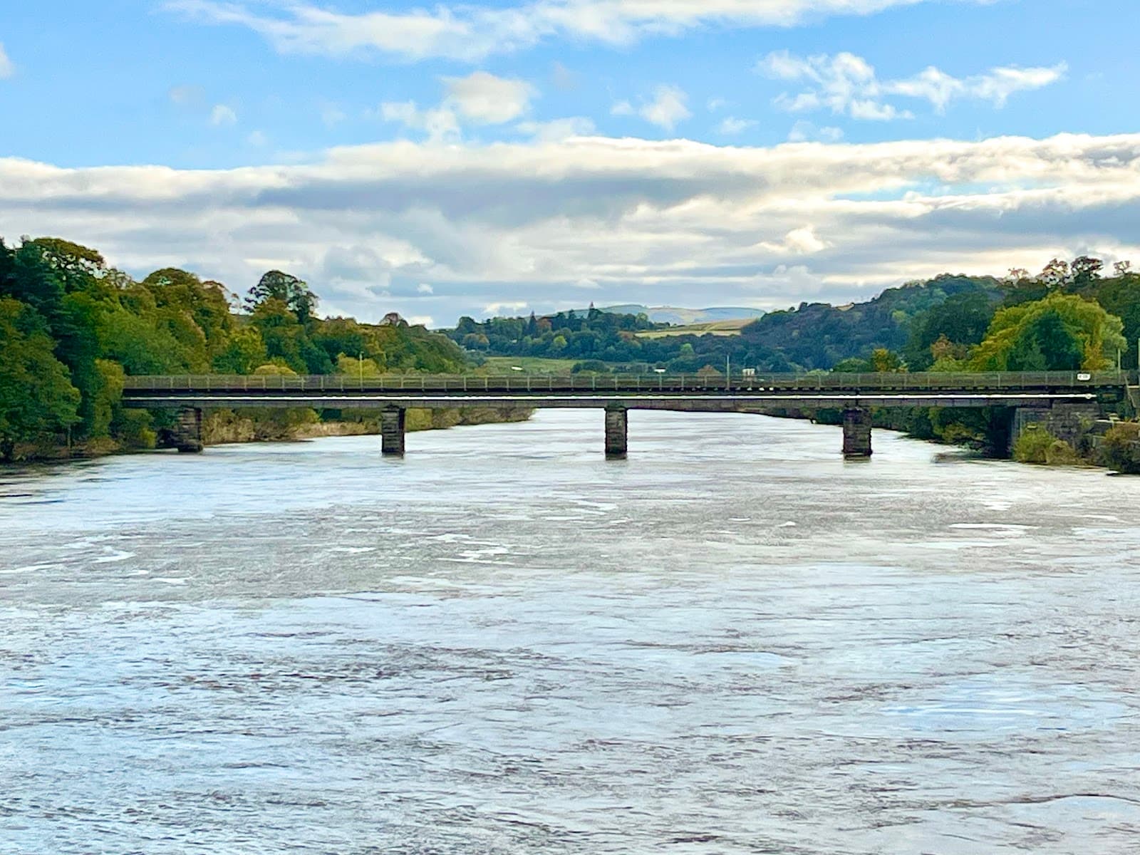 Tay Viaduct (Railway Bridge) - Image 1