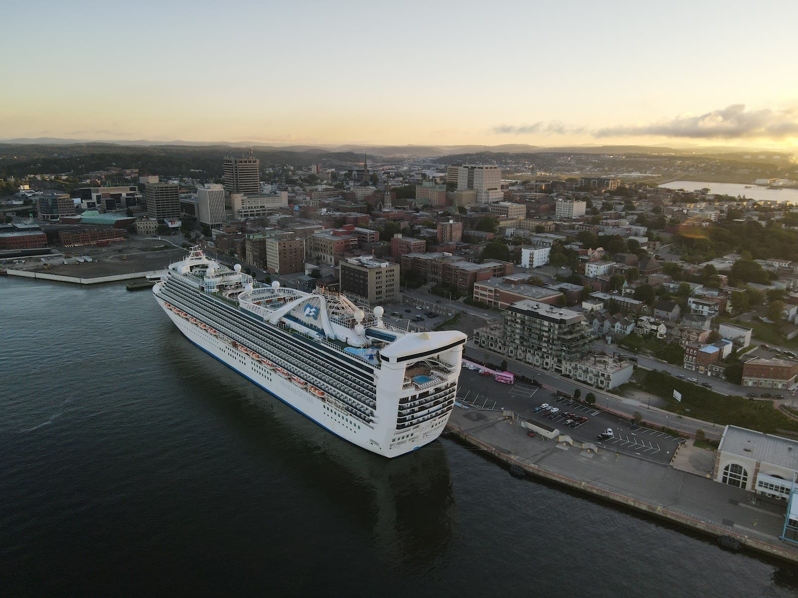 Marco Polo Cruise Terminal - Image 1