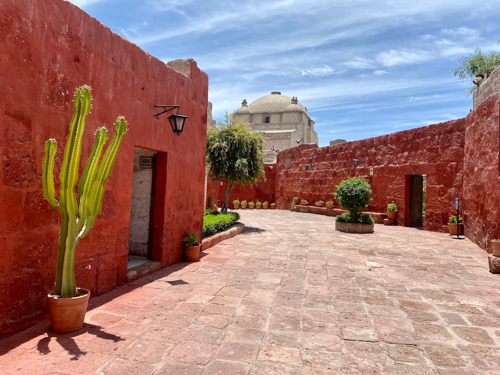 Santa Catalina Monastery Arequipa - Image 1