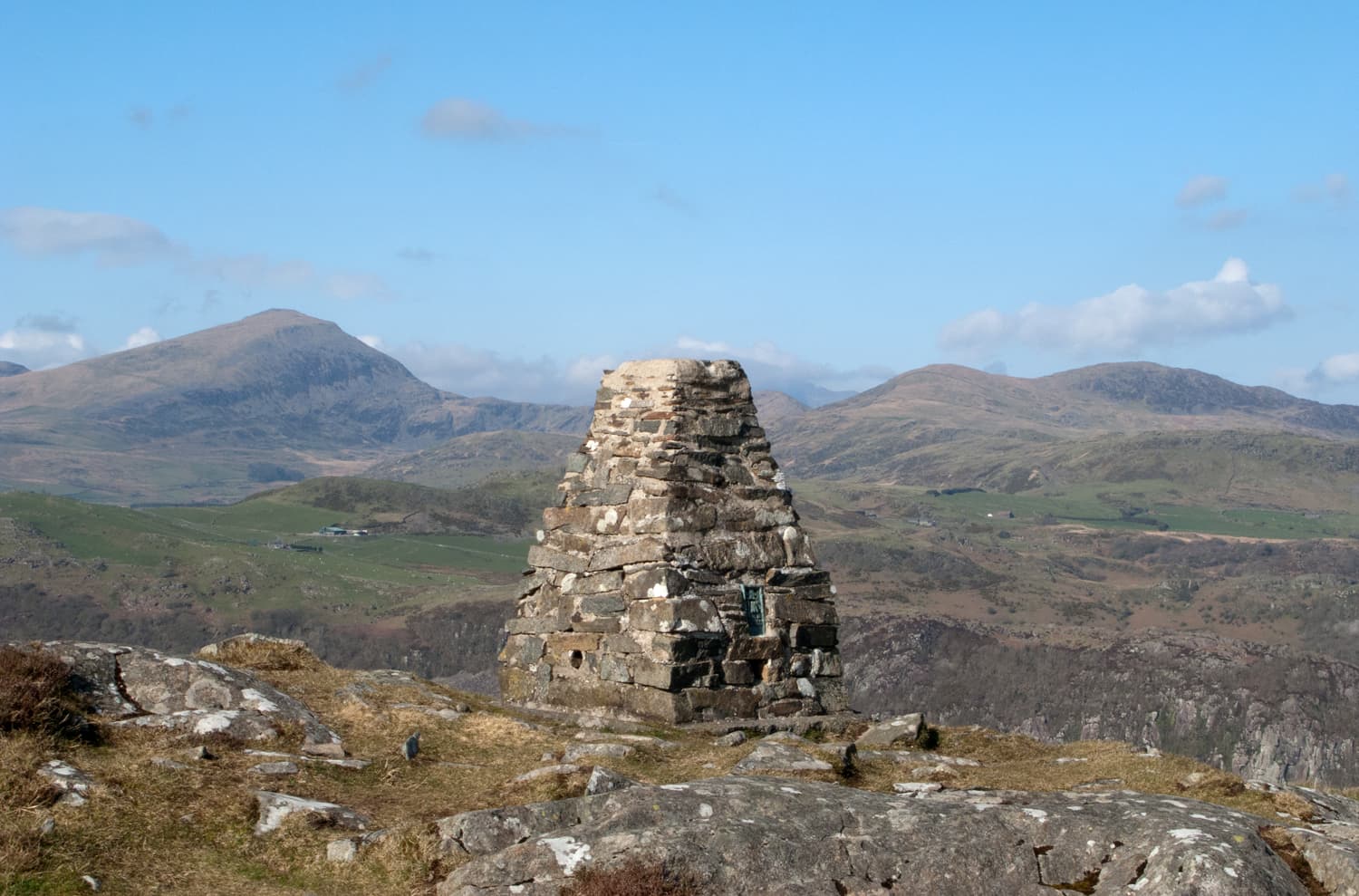 Moel y Gest - Image 1