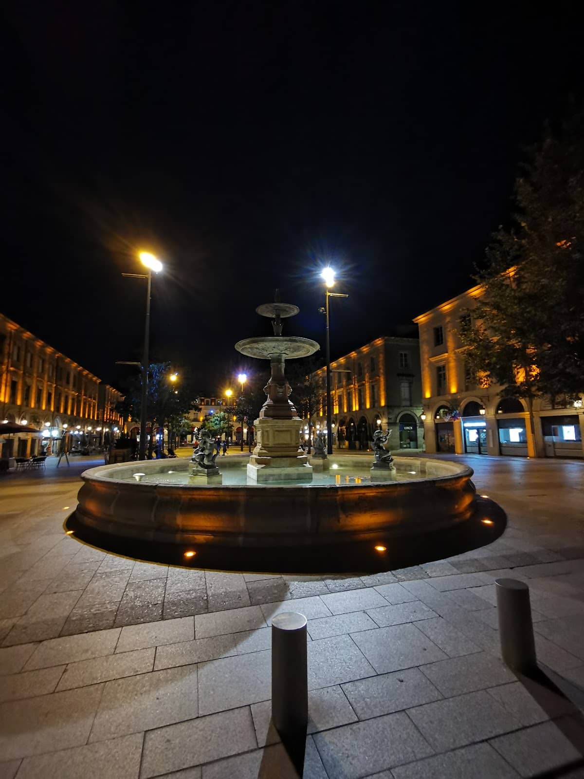 Vertical photo