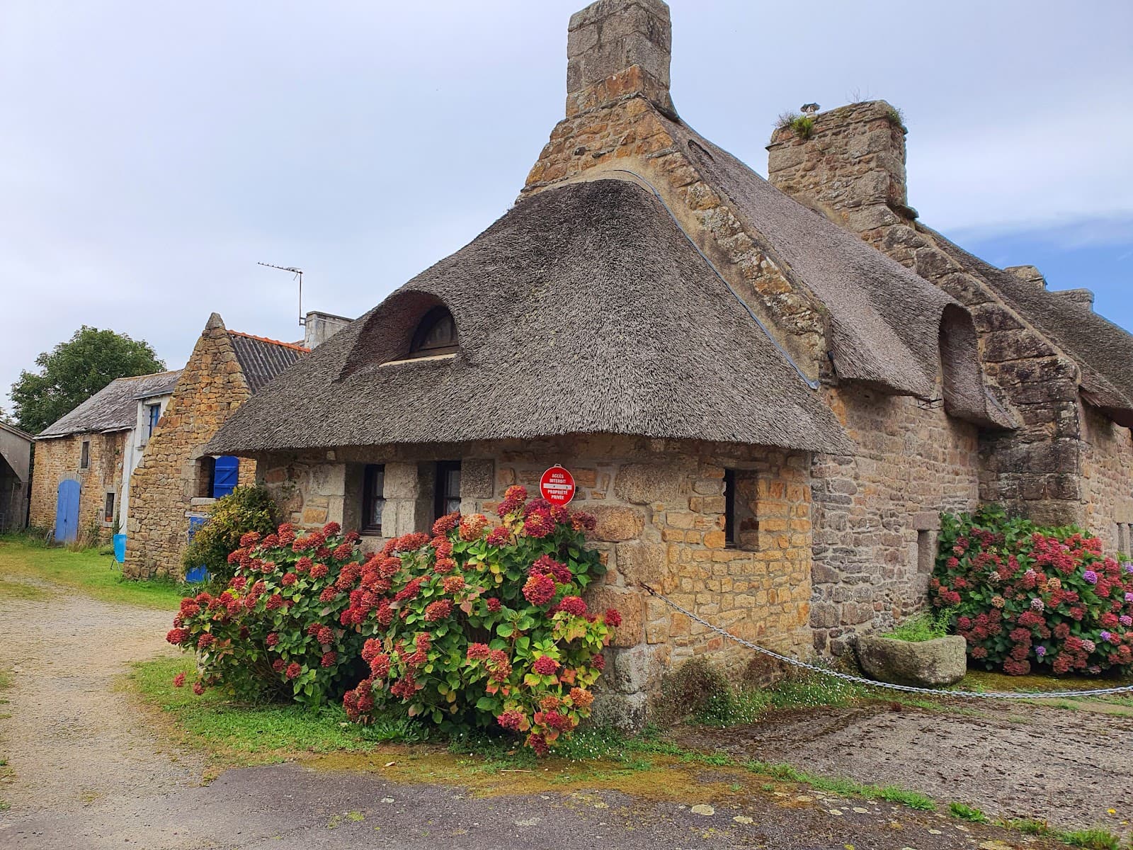 Kerascoët Thatched Hamlet - Image 1