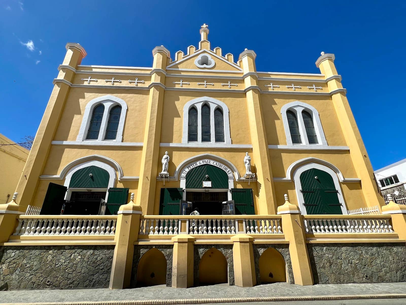 Intricate Frescoes & Murals